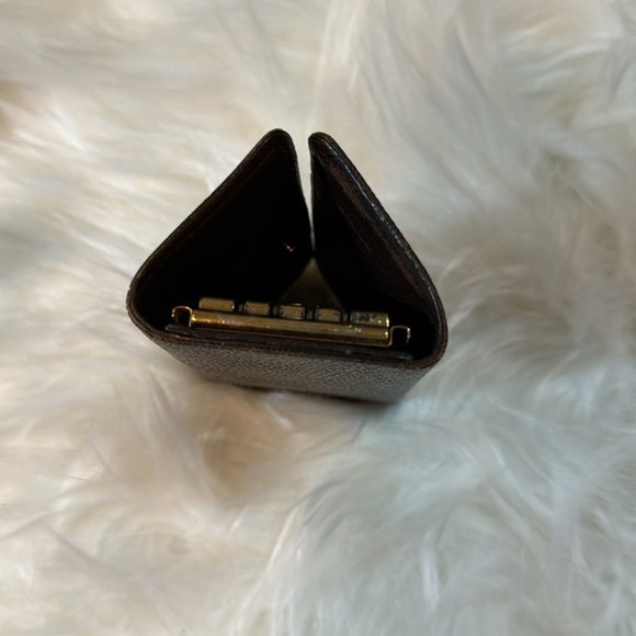 Louis Vuitton Damier Ebene Key Holder - Picture 6 of 7